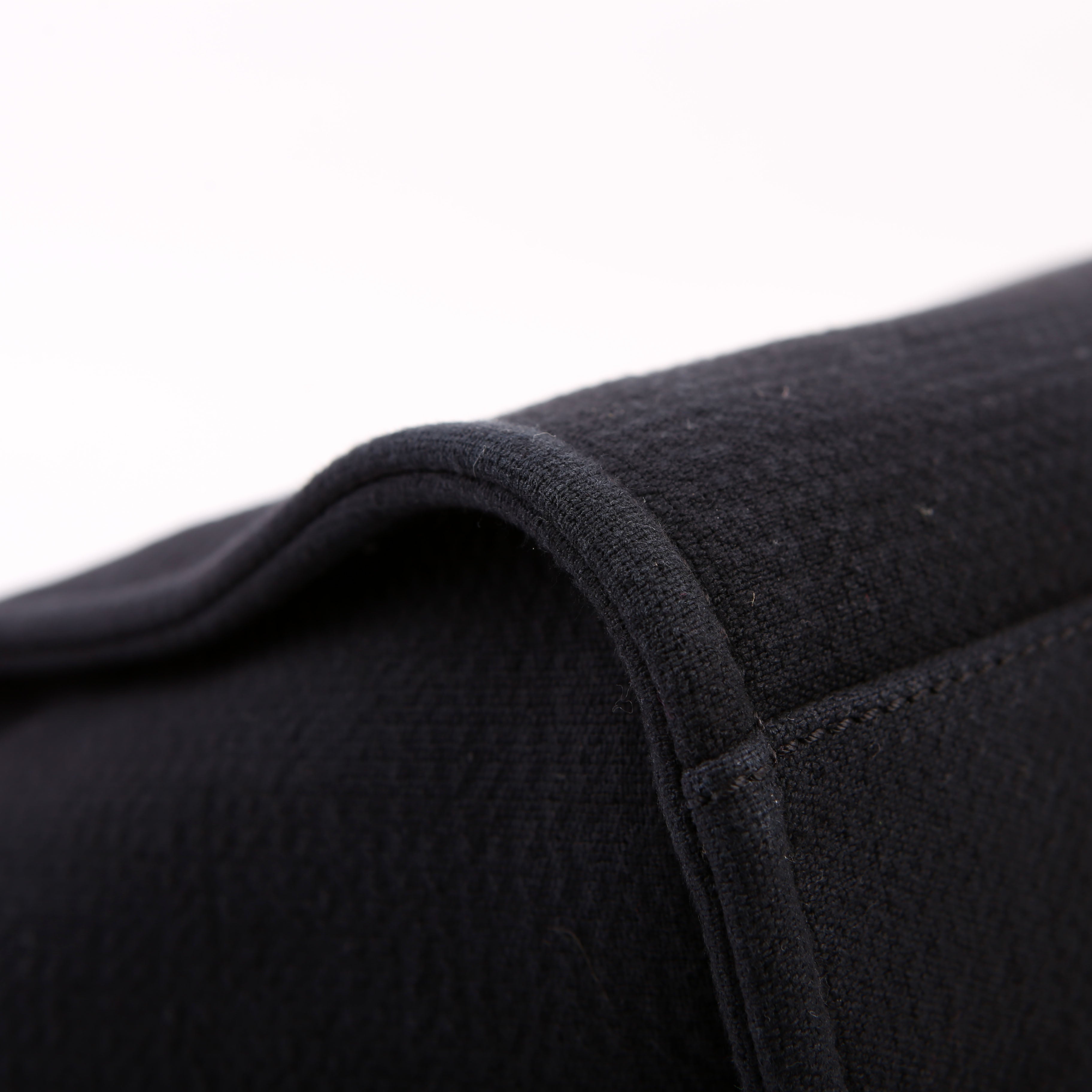Deauville Small with Pouch Mixed Fibers RFID