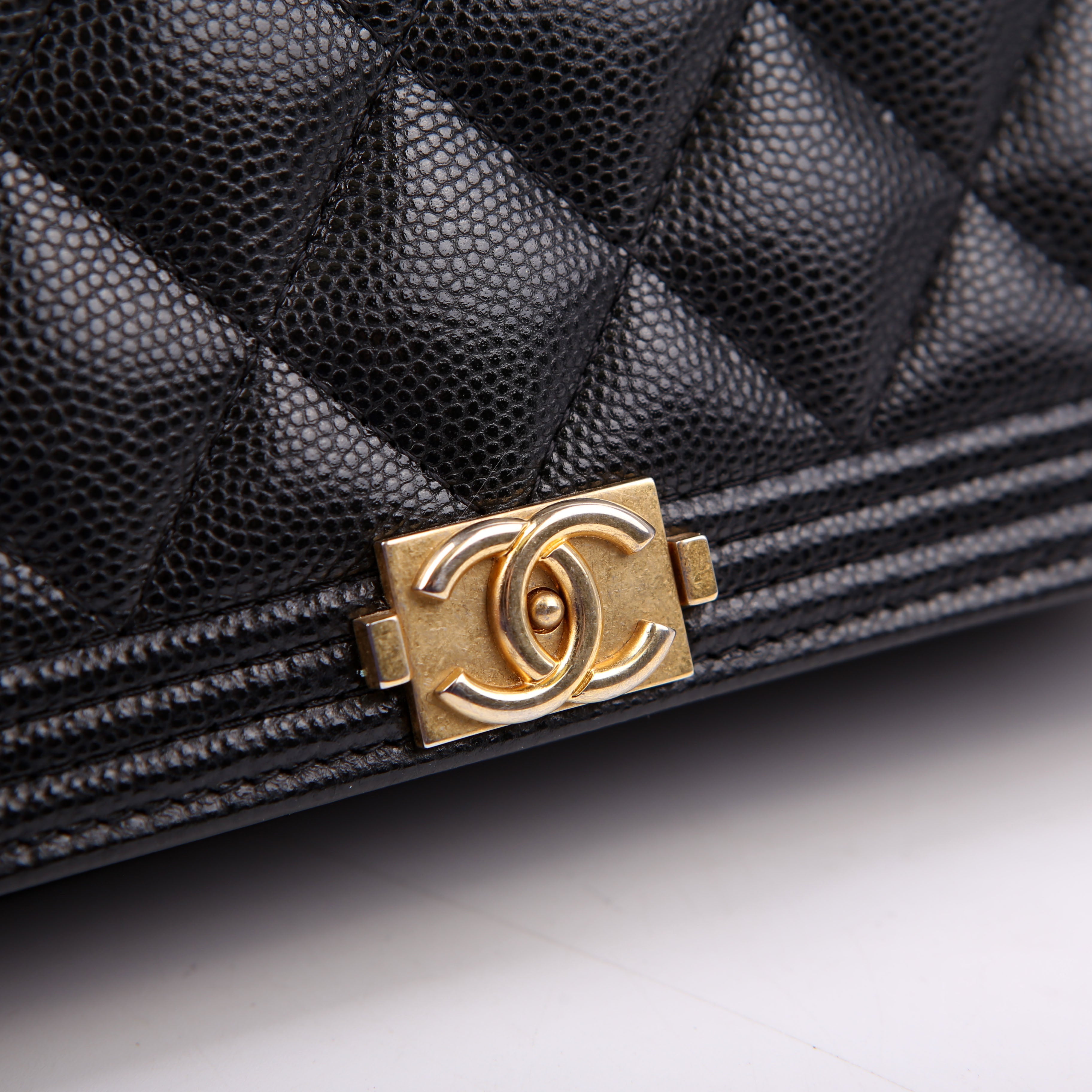 WOC Boy Caviar Black