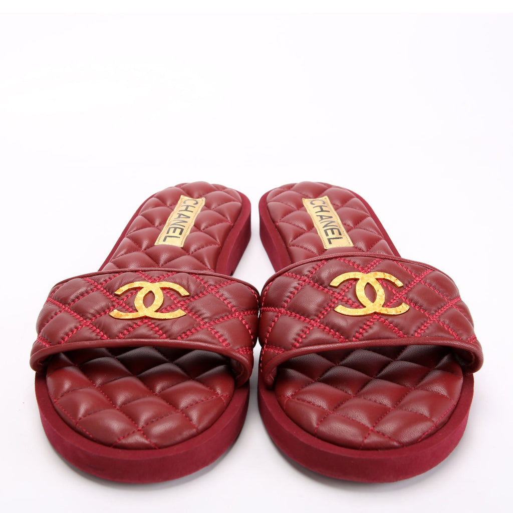 CC Quilted Flap Sandals Size 39.5 Burgundy/Gold