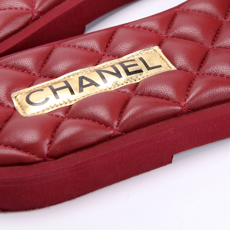 CC Quilted Flap Sandals Size 39.5 Burgundy/Gold
