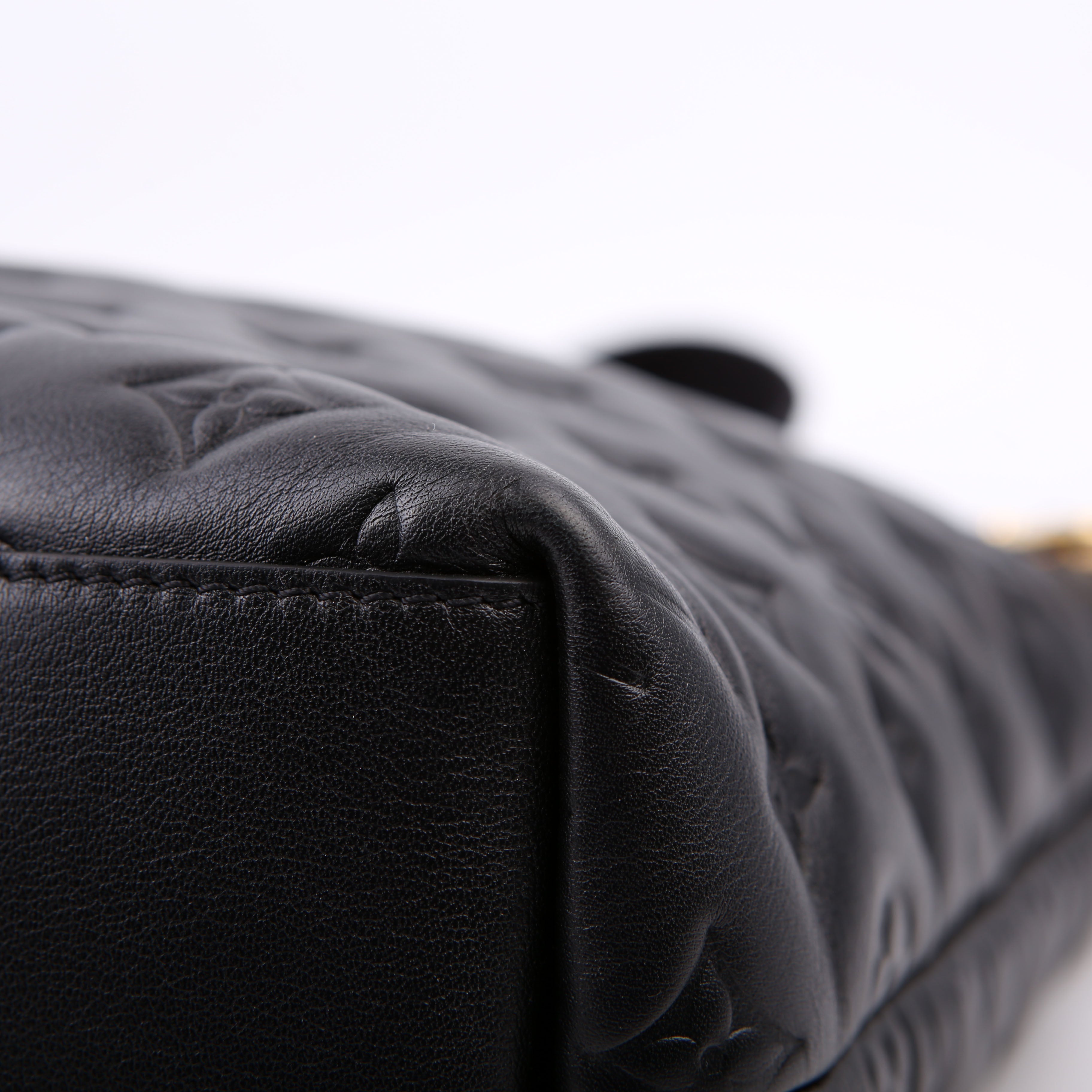 Coussin Hobo MM Lambskin Black