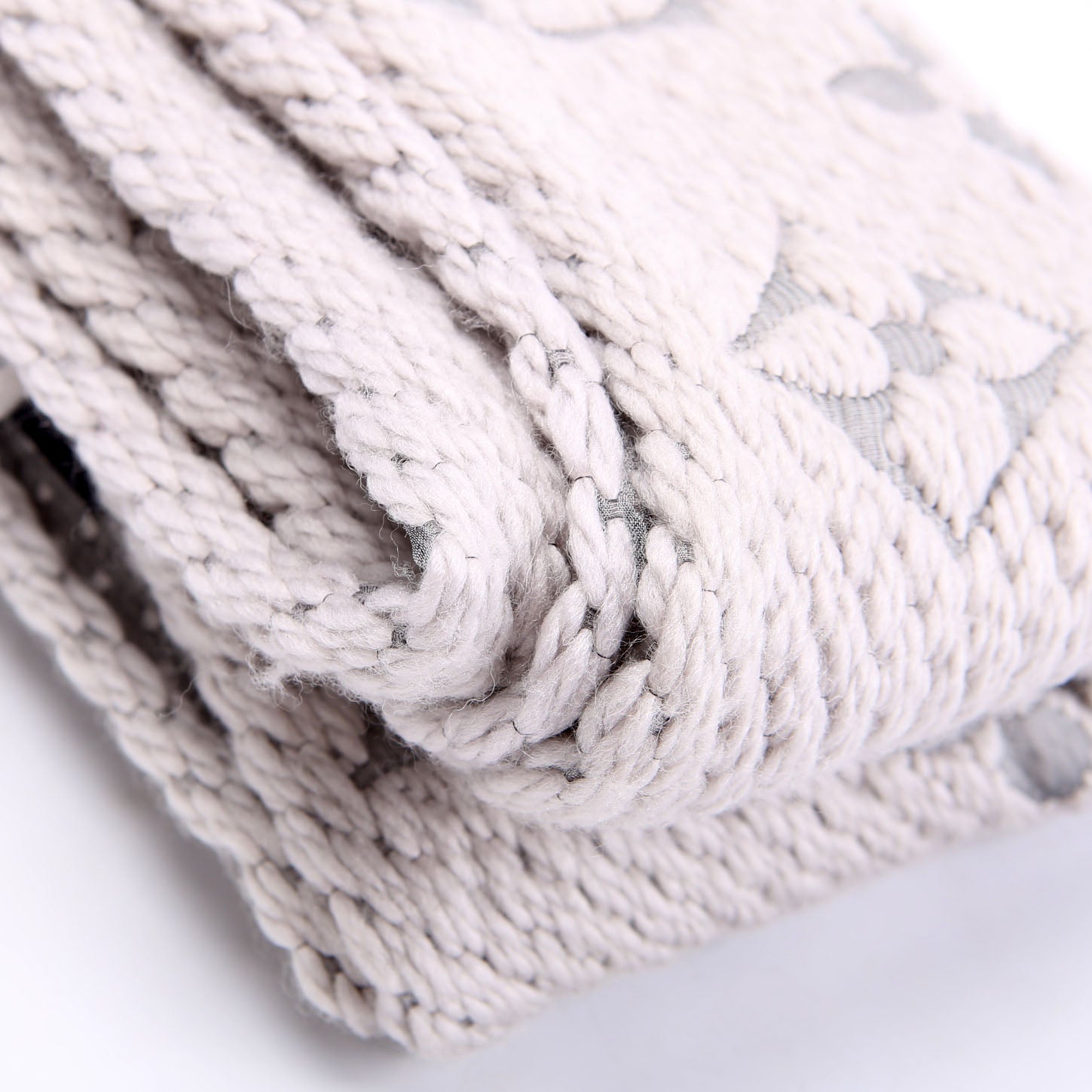 Logomania Wool/Silk Gray