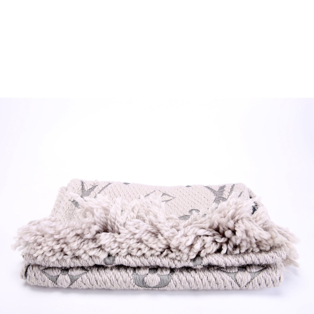 Logomania Wool/Silk Gray