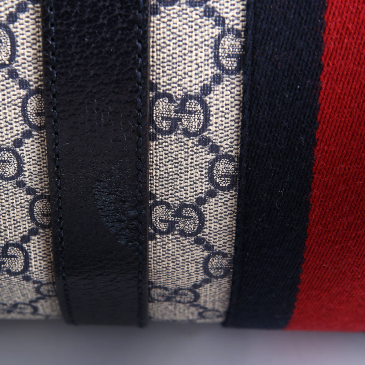 Gucci 696039 GG Supreme Canvas Large Duffle Bag Navy/Beige/Red