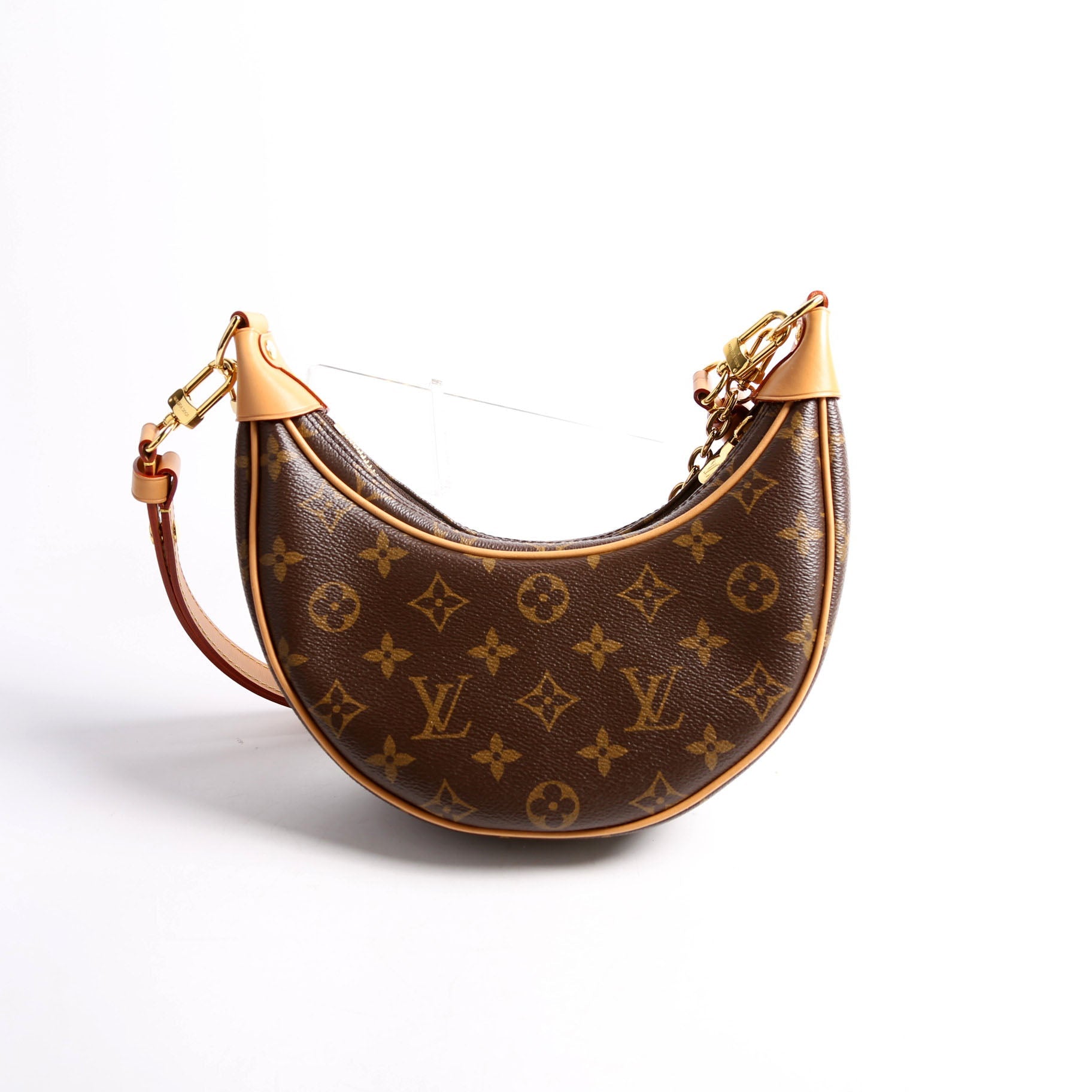 hold-Loop Monogram