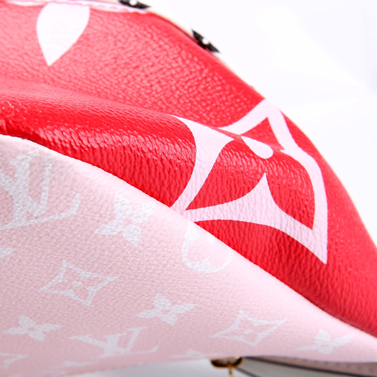 Bumbag Giant Monogram Red/Pink