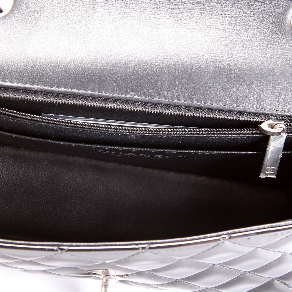 Classic Flap Mini Rectangle Bi-Color Patent 29M Black/Pink