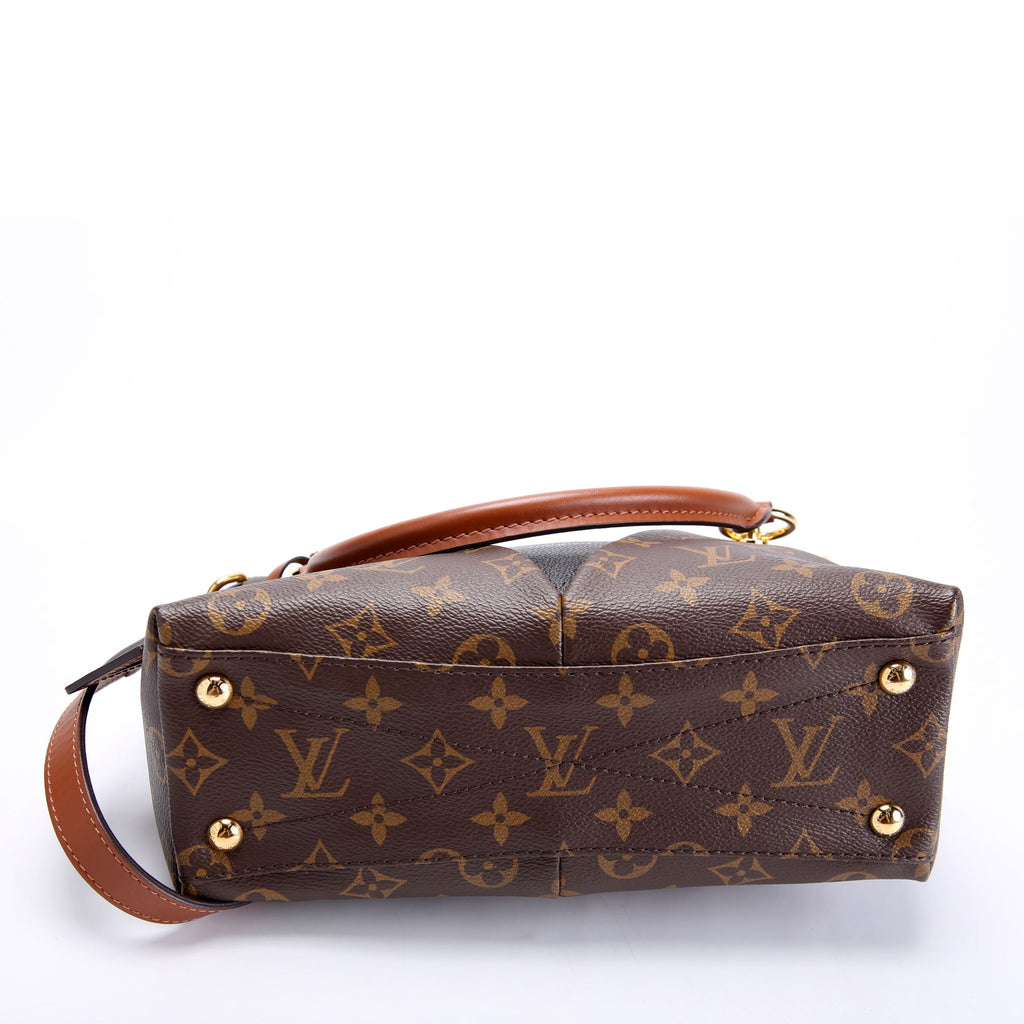 V Tote BB Monogram Black