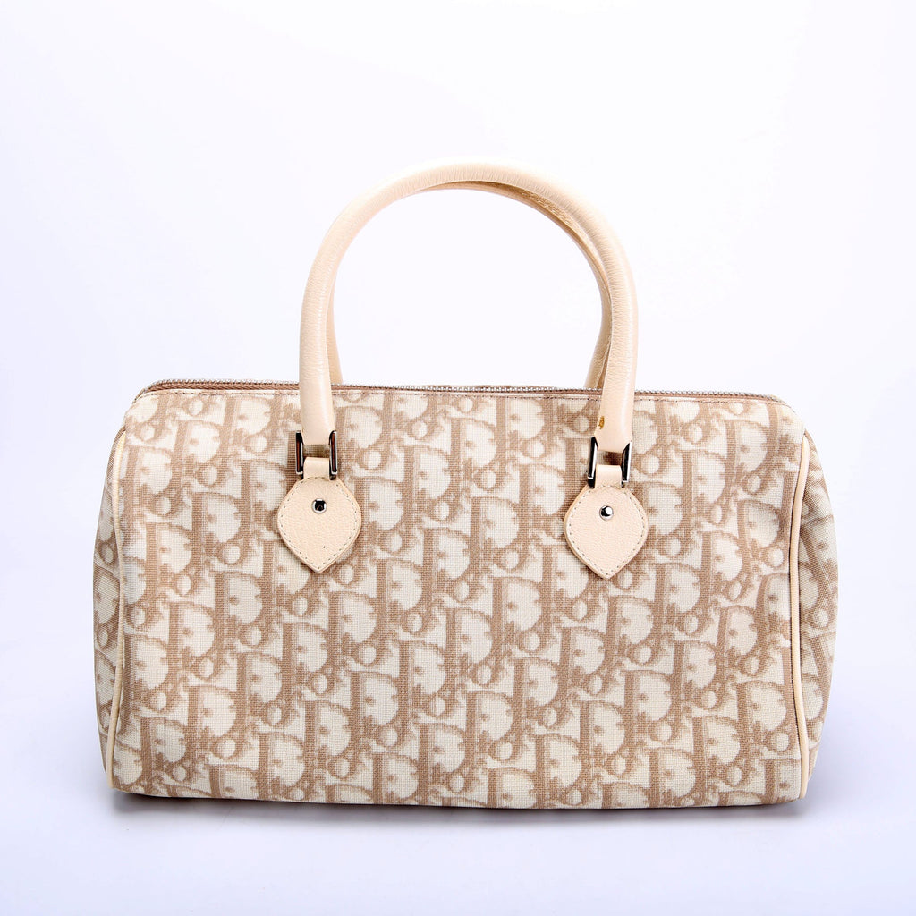 Diorissmo Boston Embroidered Flowers