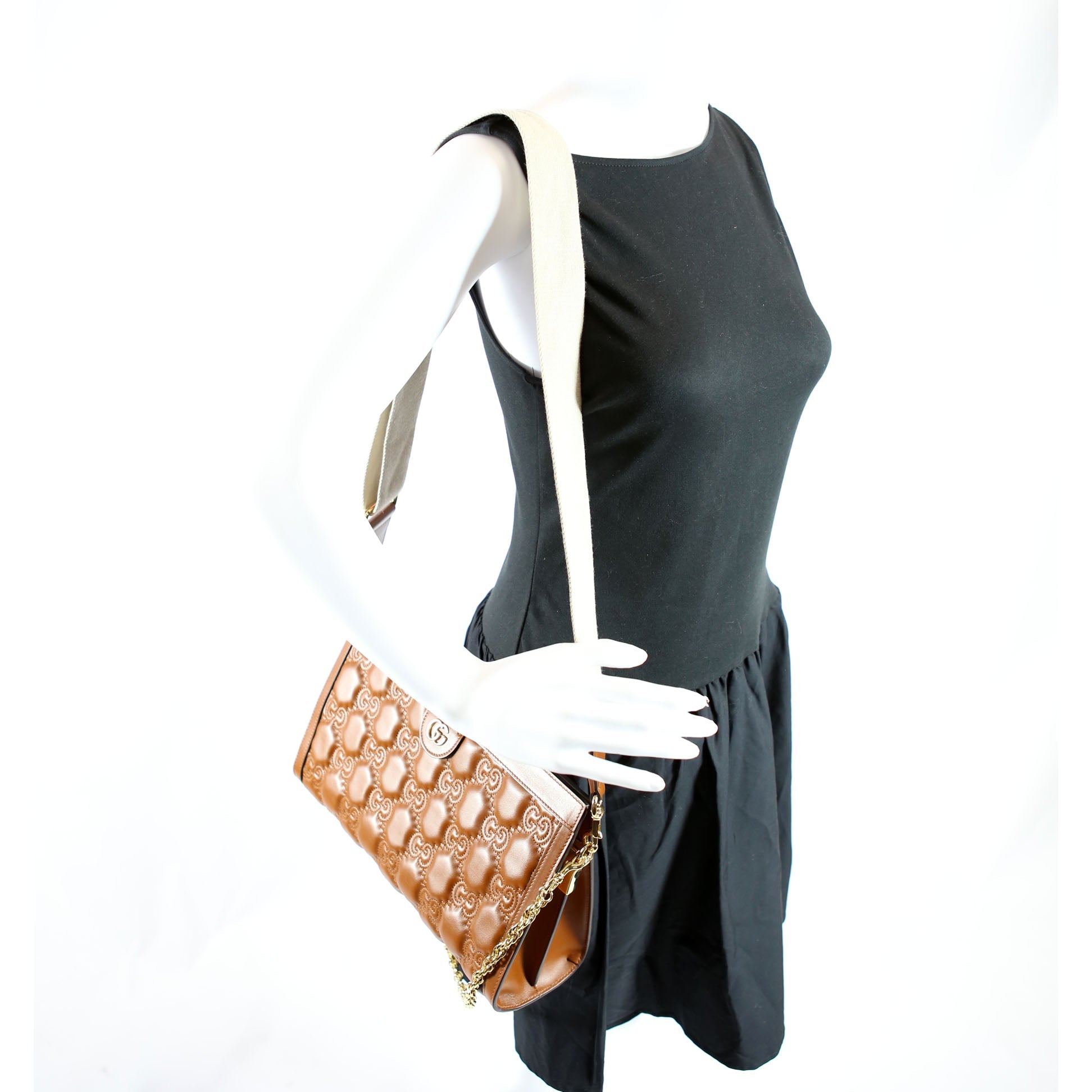 702196 GG Matelasse Shoulder Bag Brown/Gold