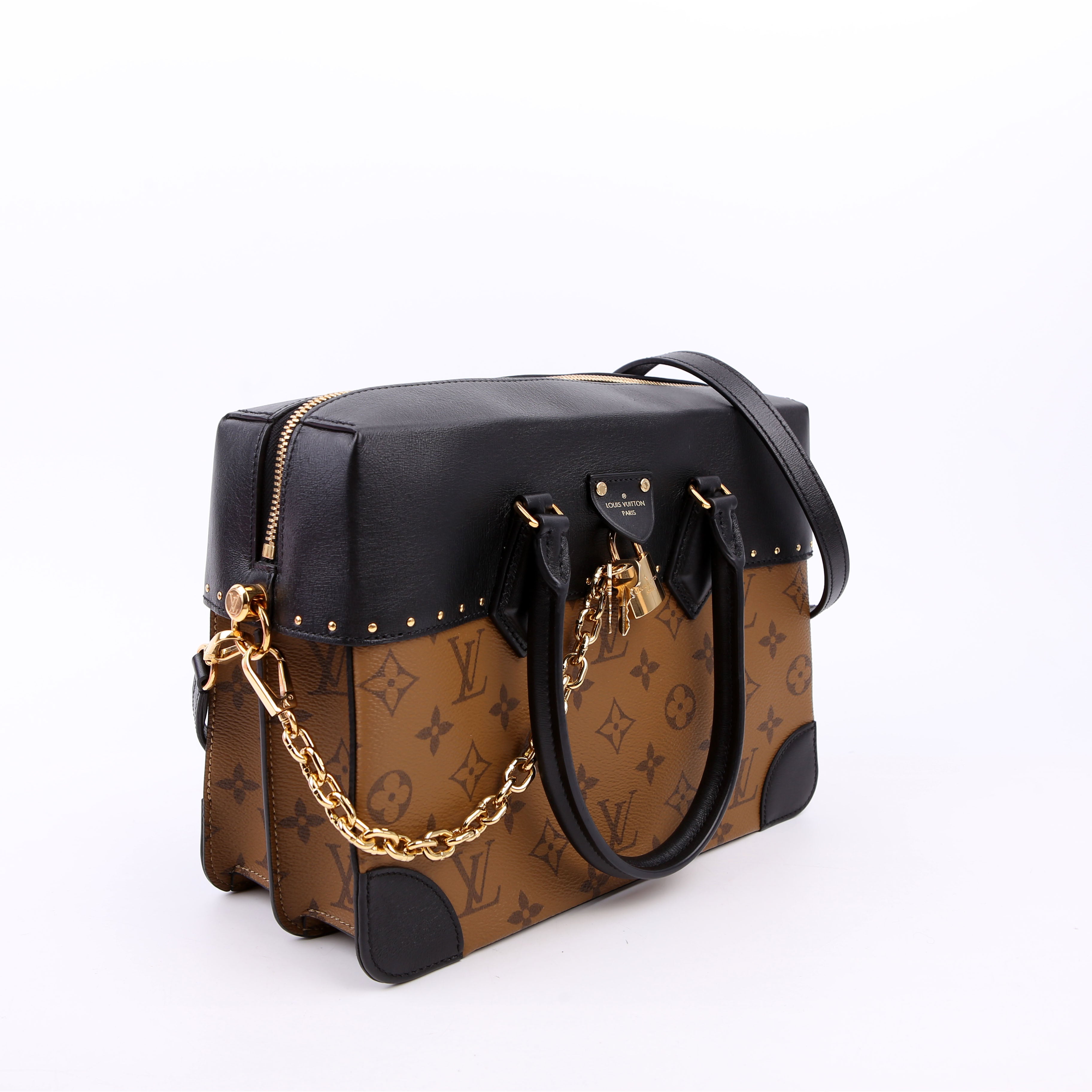 City Malle MM Reverse Monogram Black
