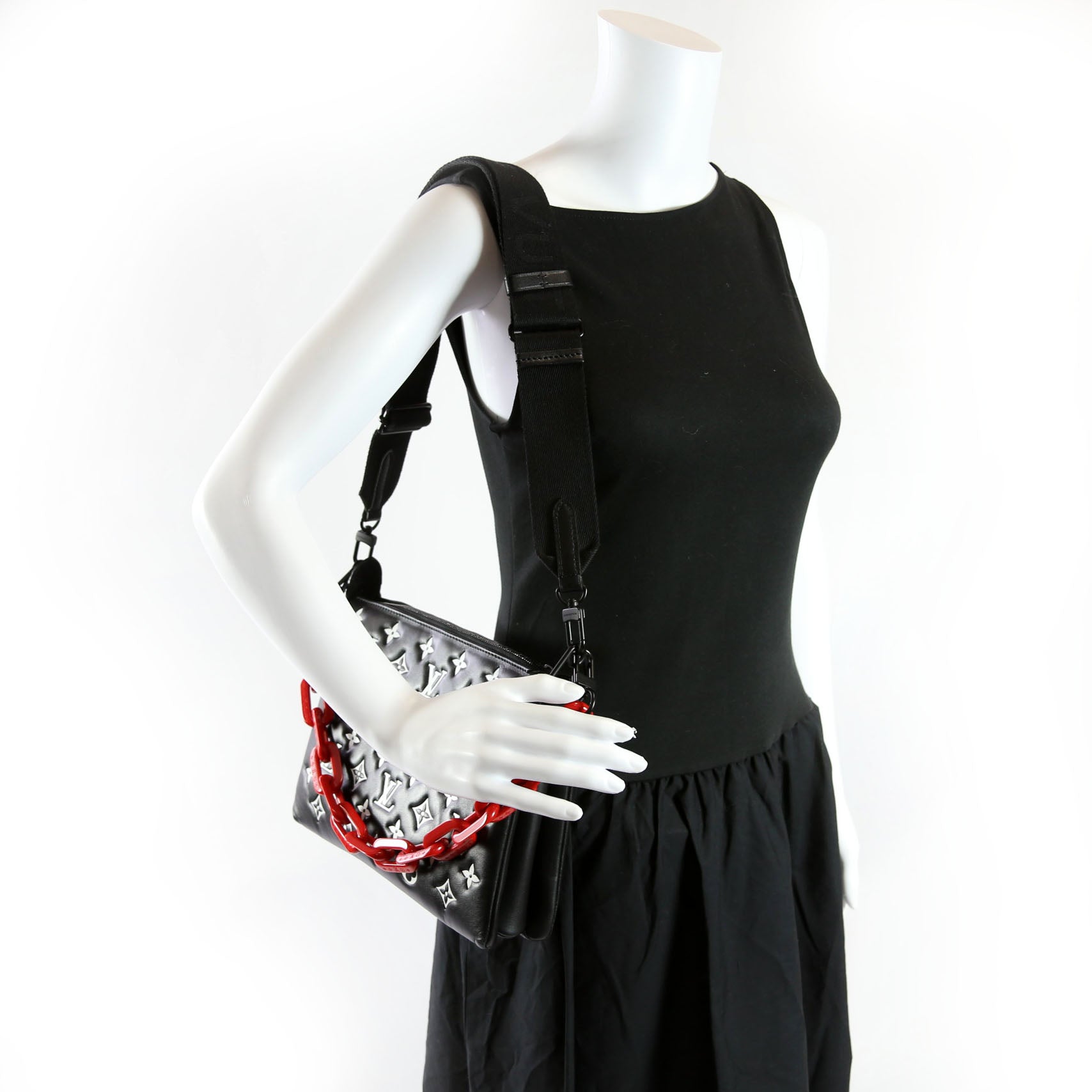 Coussin PM Lambskin Black/White