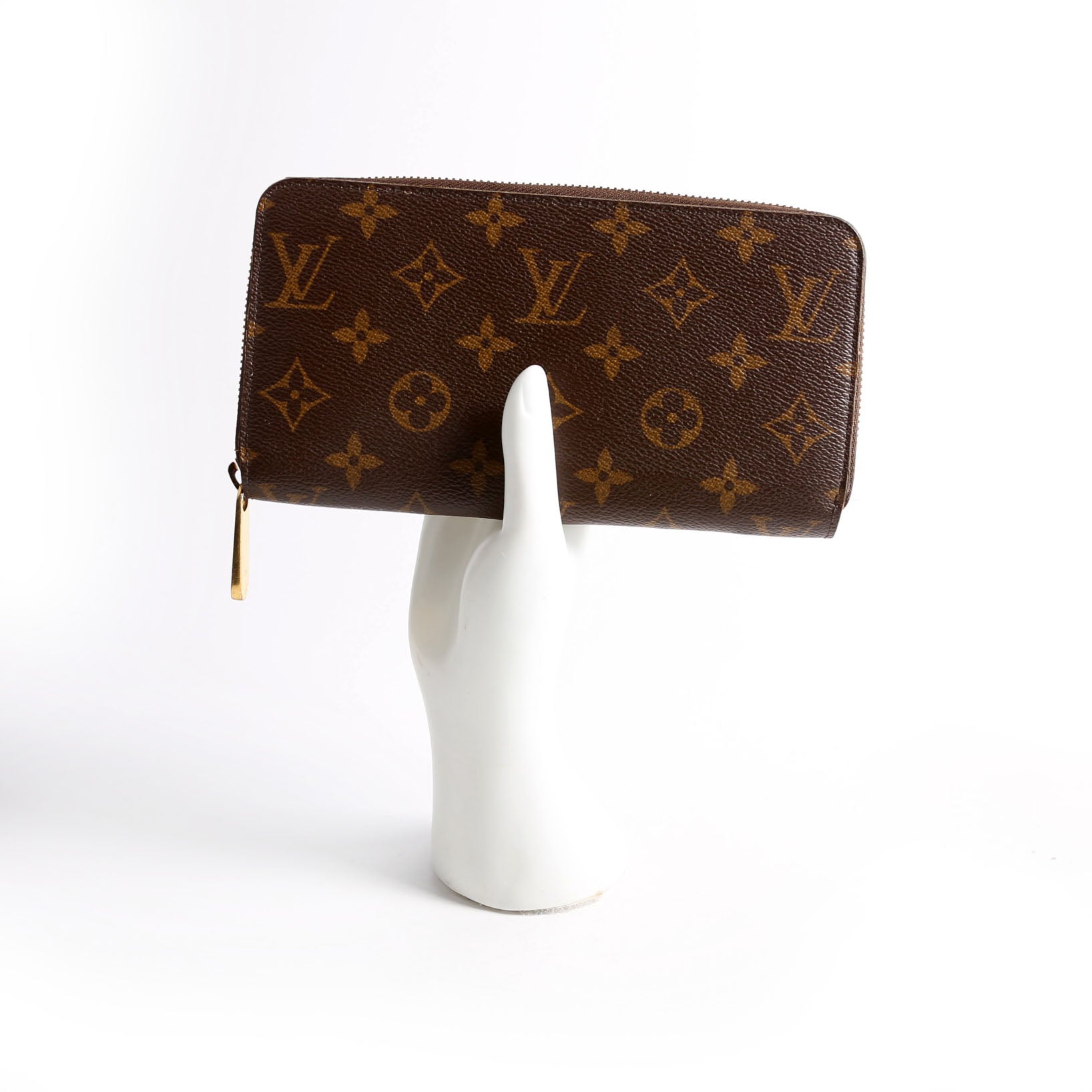 Zippy Wallet Monogram