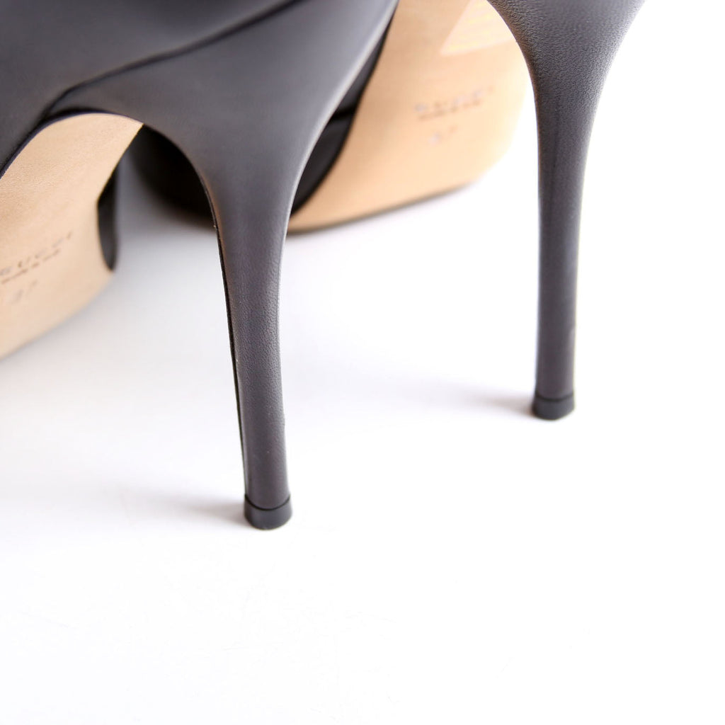 Platform Pumps Size 37 Black/Gold