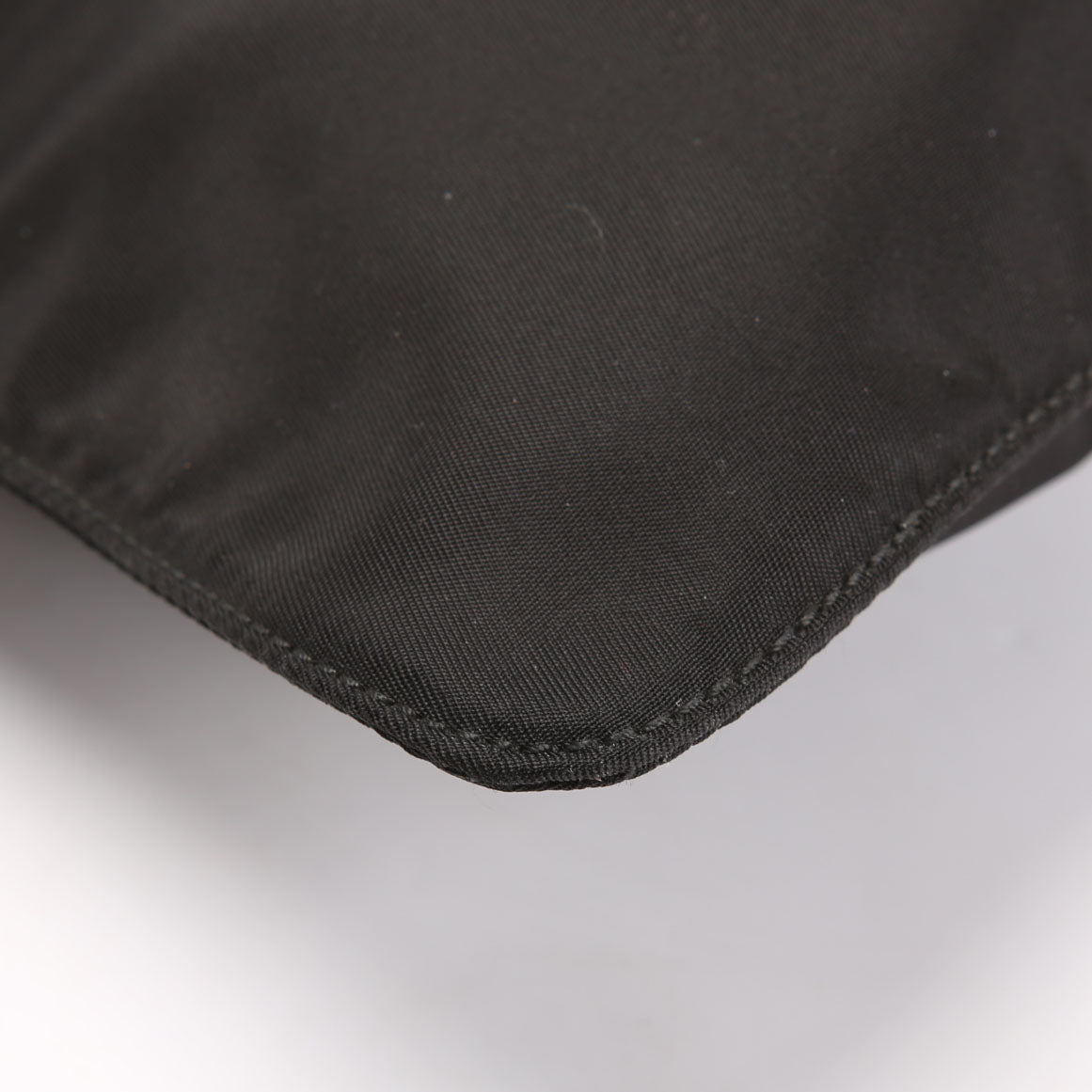 Nylon Flat Mini Messenger Black