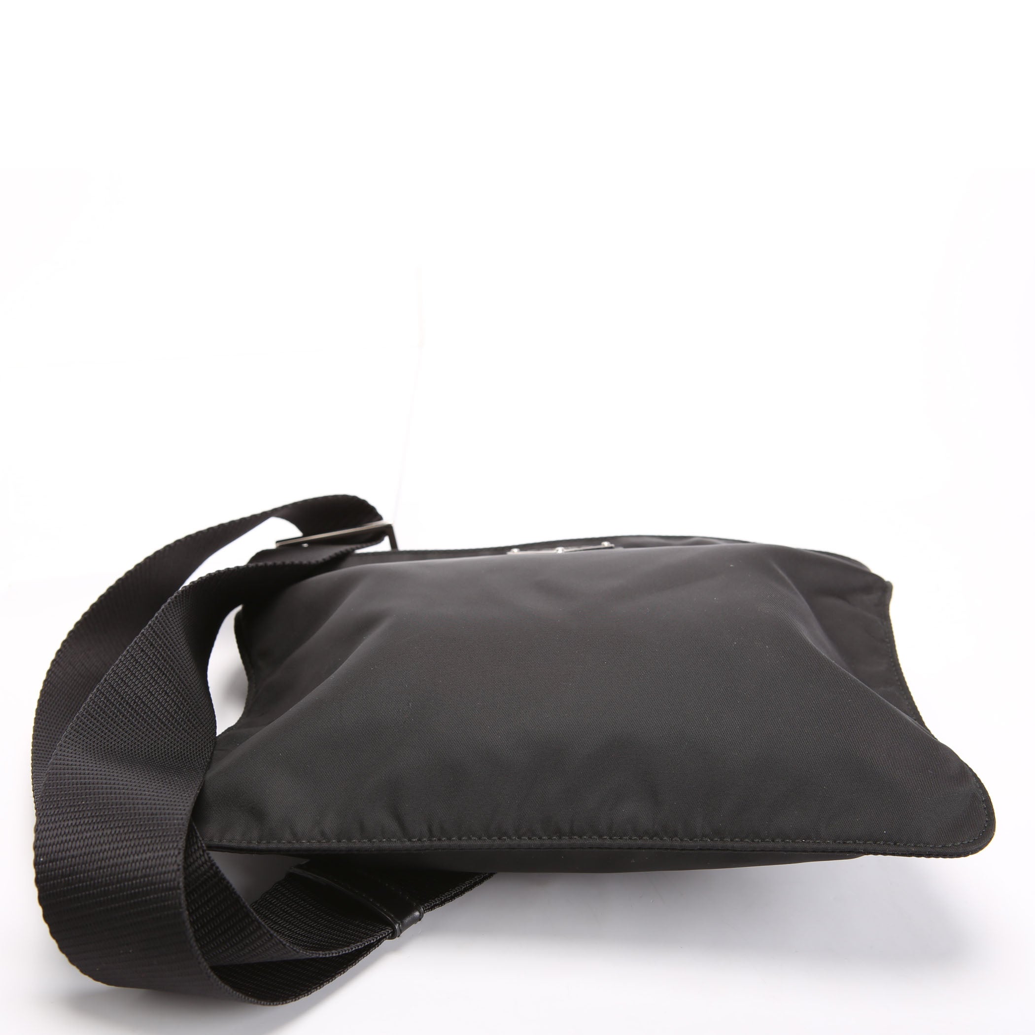 Nylon Flat Small Messenger Black