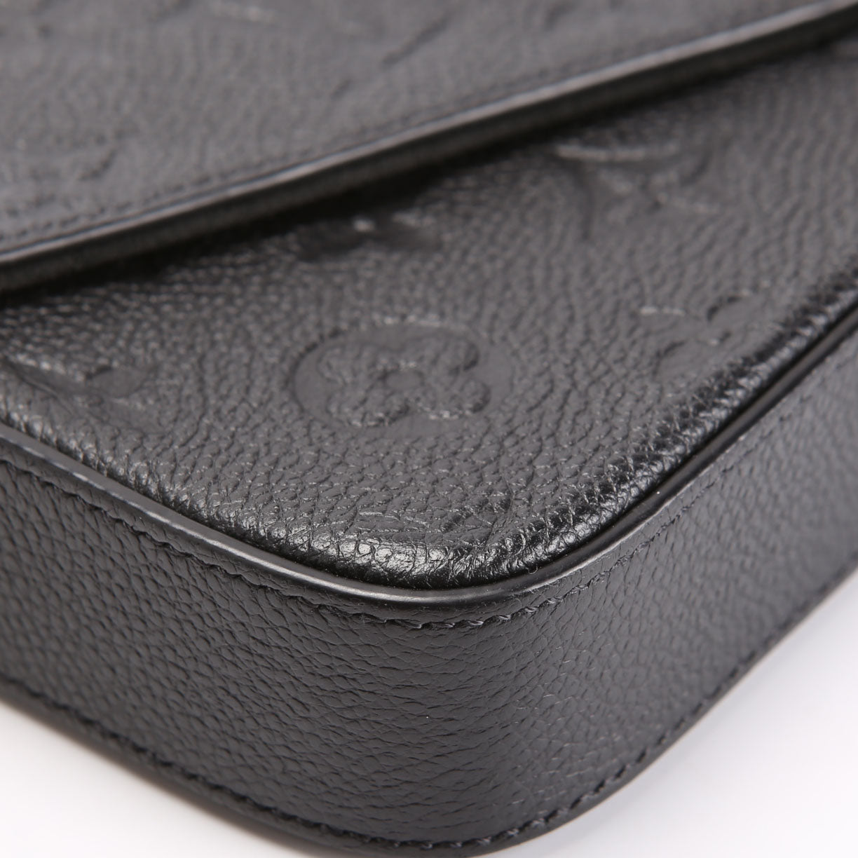 Pochette Felicie Empreinte Black