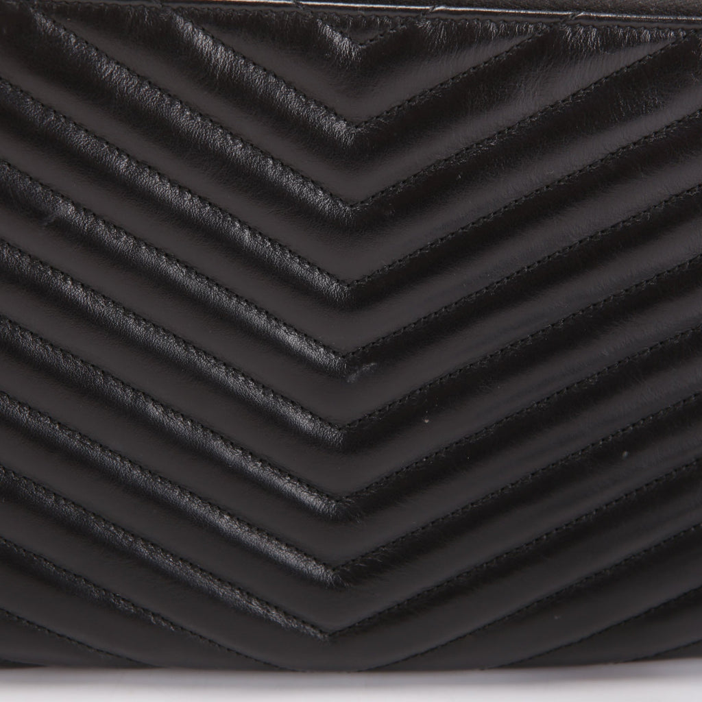 SAINT LAURENT 379039 A5 Matelasse Pouch Black