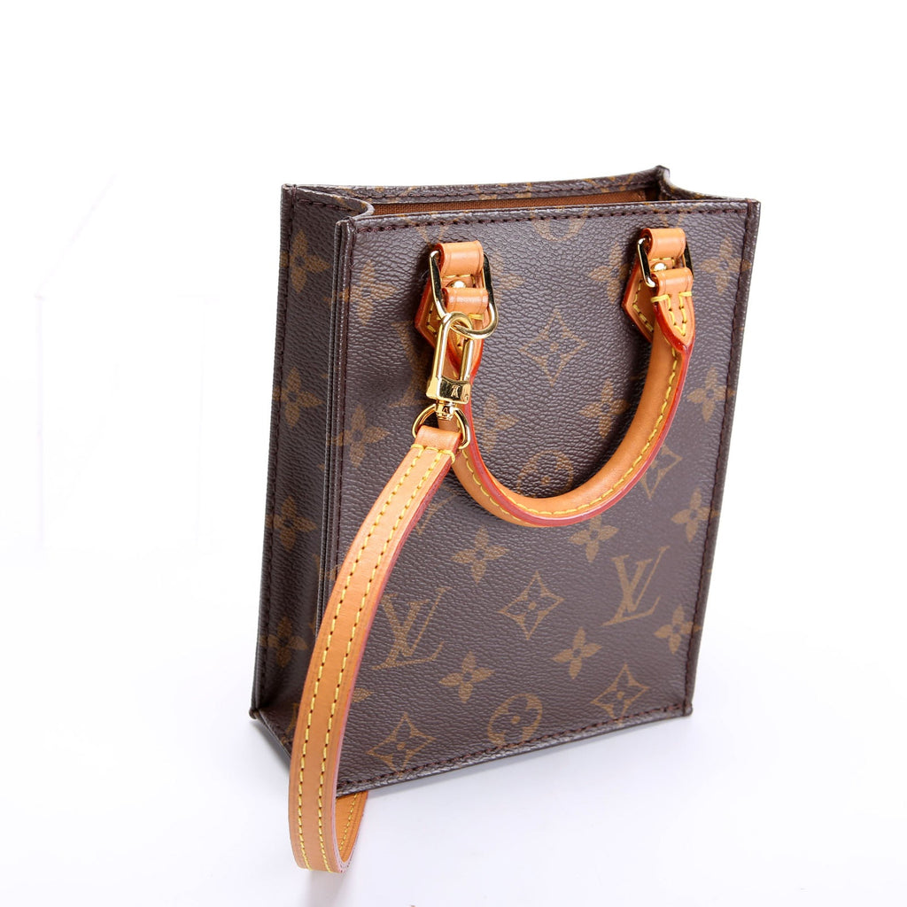 Petit Sac Plat Monogram