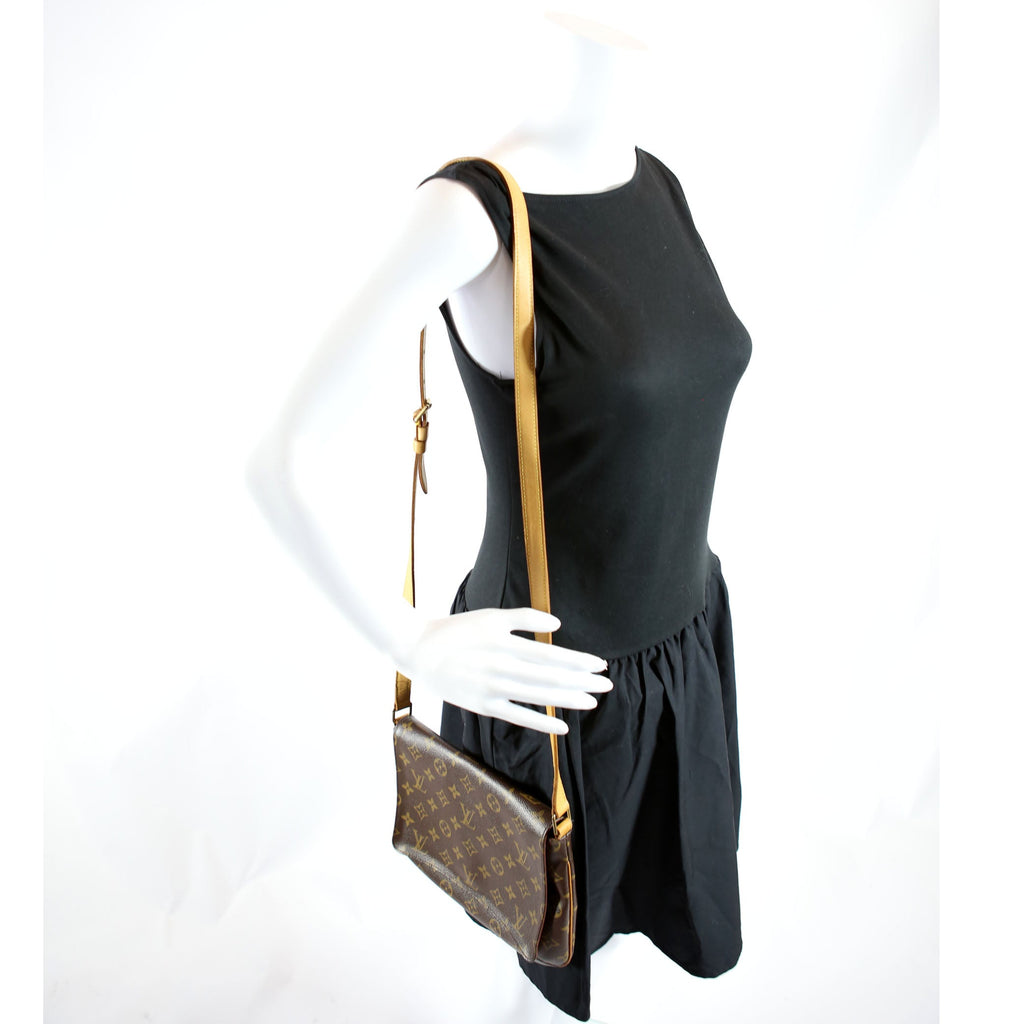 Musette Tango Short Monogram