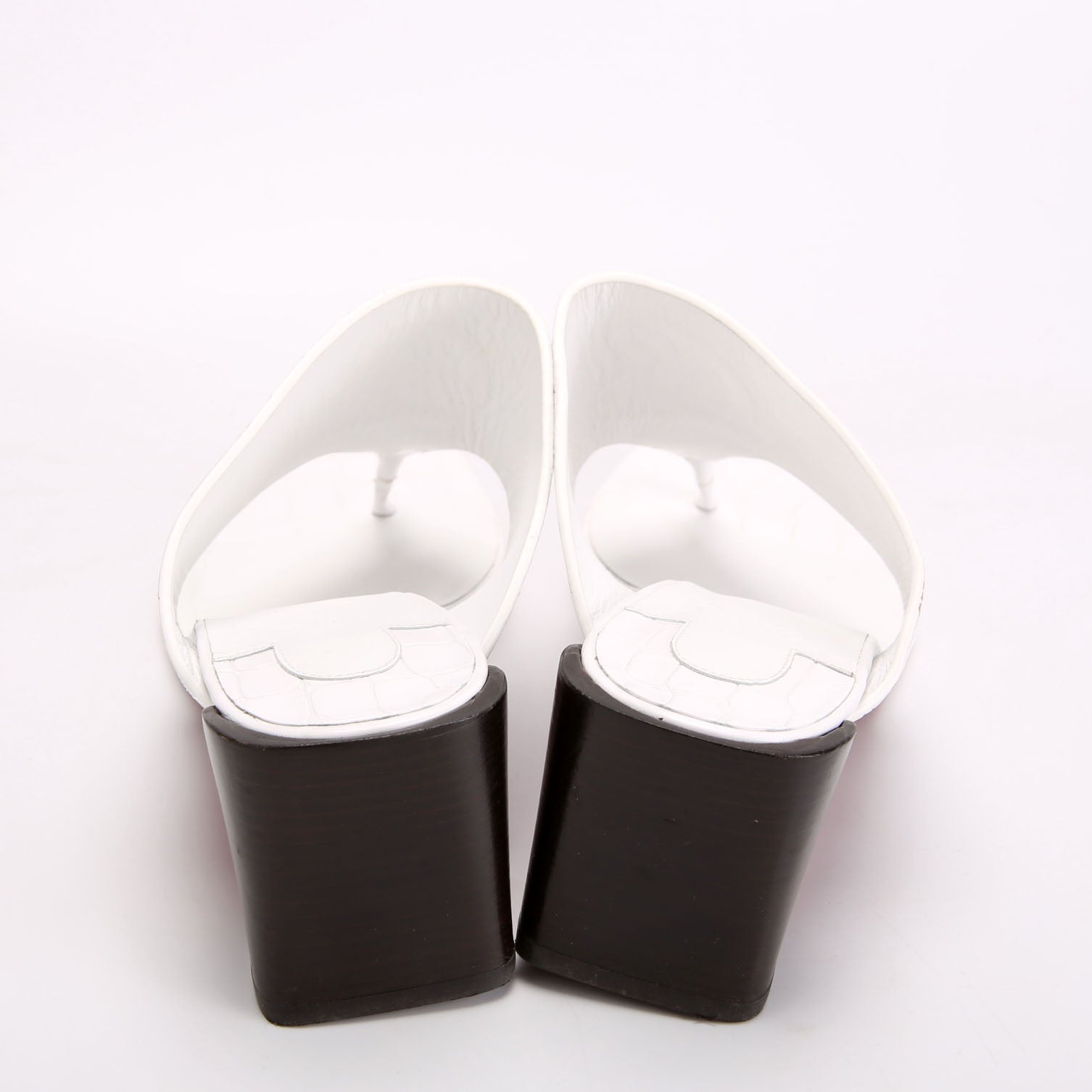 CL Tongamukle Sandals Size 39 White/Black