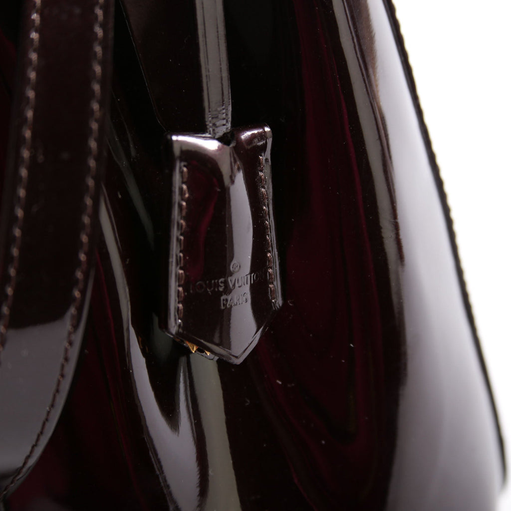 Montaigne MM Vernis Burgundy