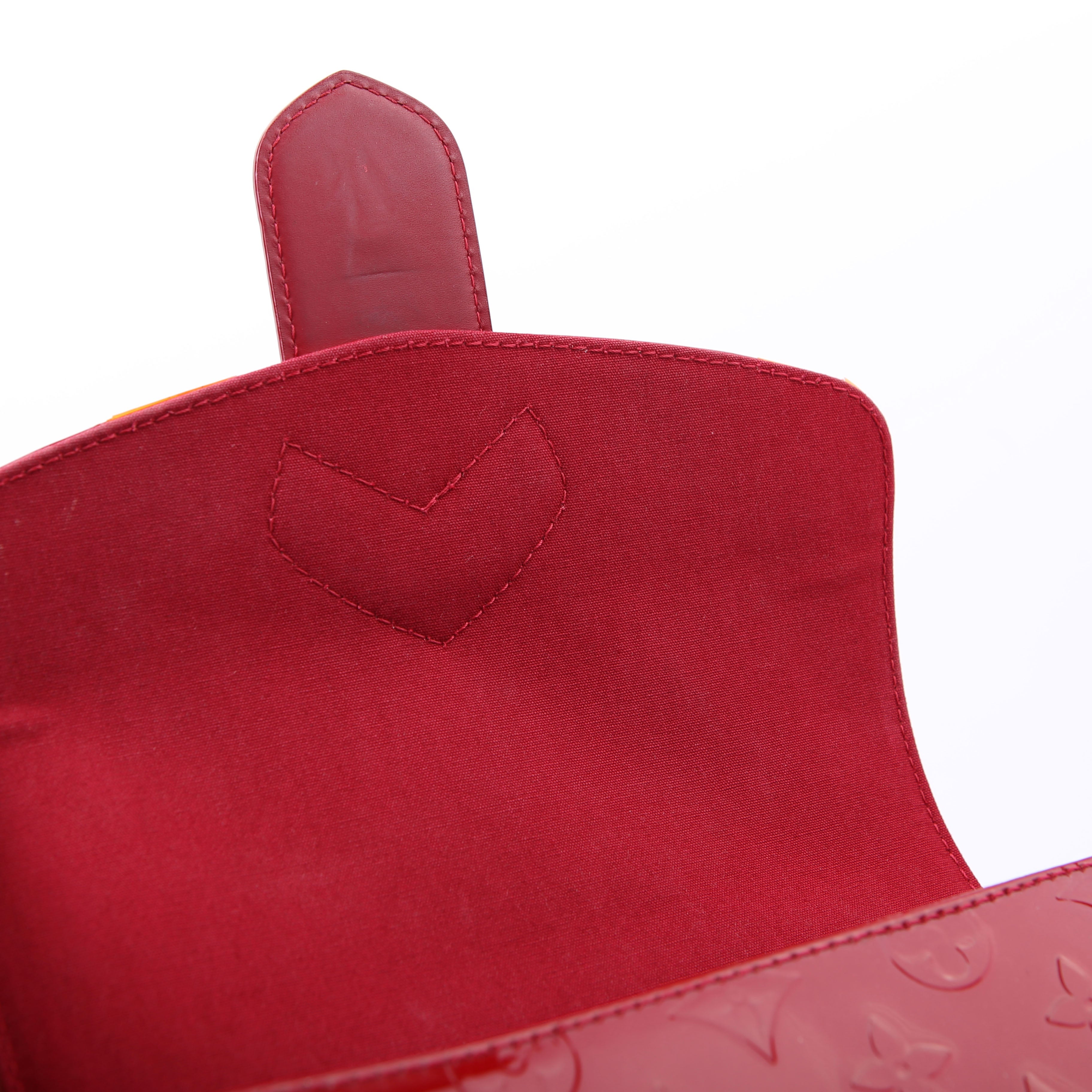 Bellflower PM Vernis Red