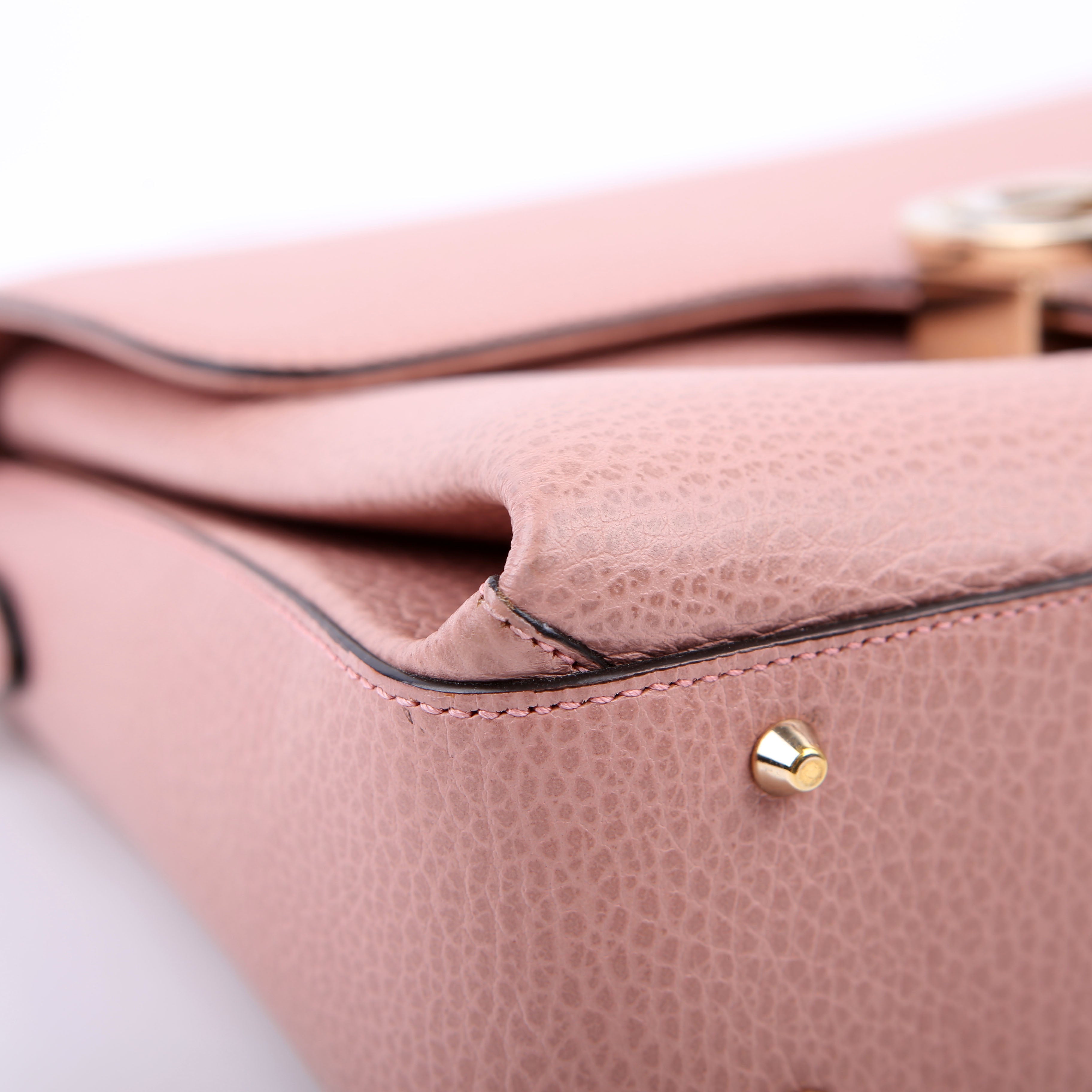 510302 Medium Interlocking Satchel Pink
