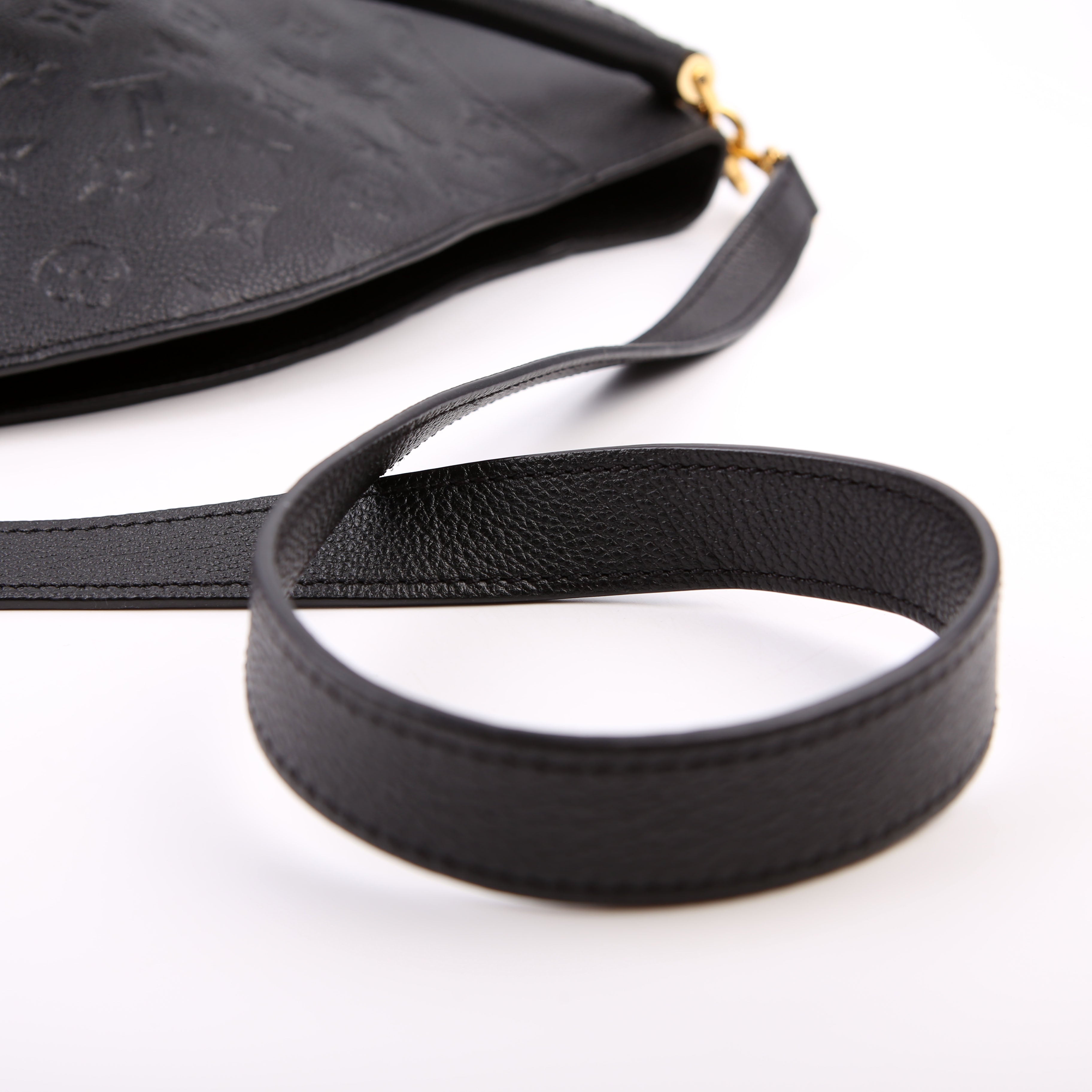 Bagatelle Hobo Empreinte Black