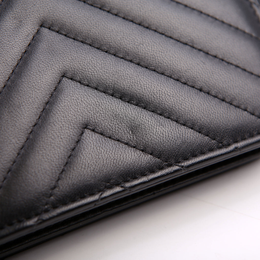 WOC Chevron Square Calfskin 24M Black