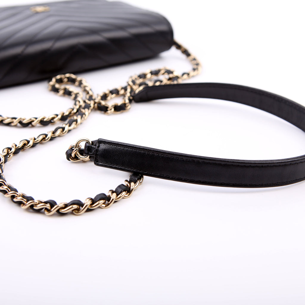 WOC Chevron Square Calfskin 24M Black