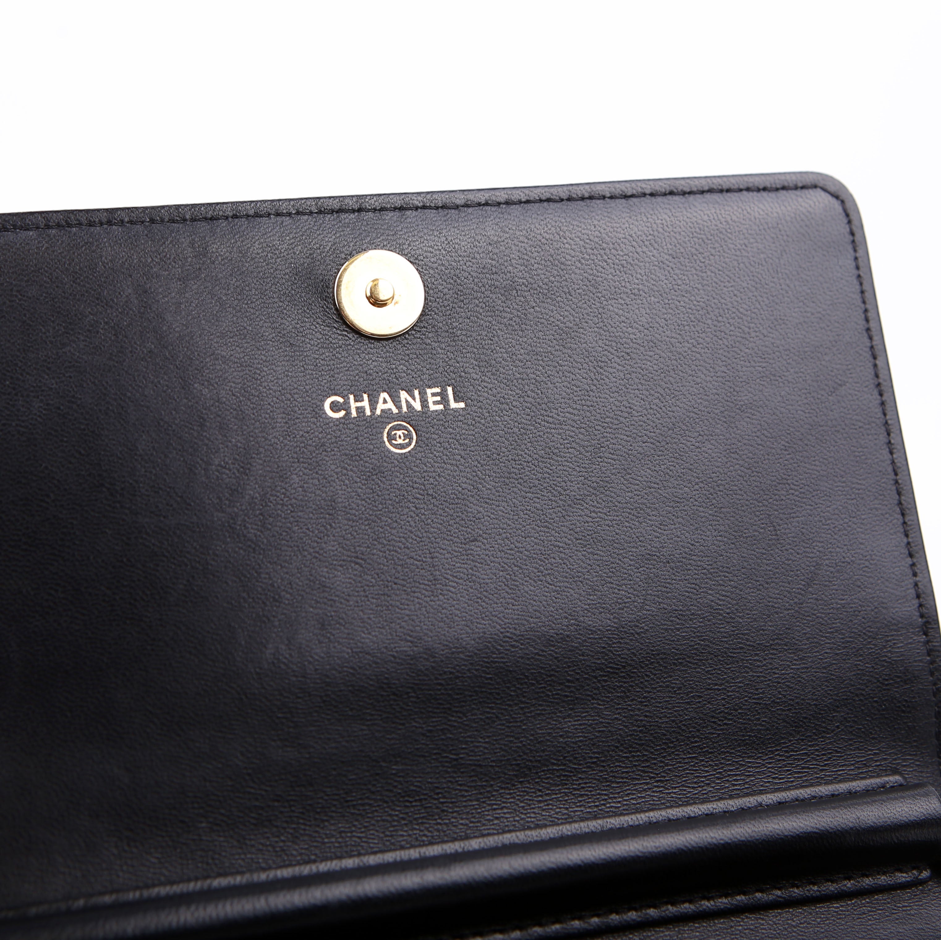 WOC Chevron Square Calfskin 24M Black
