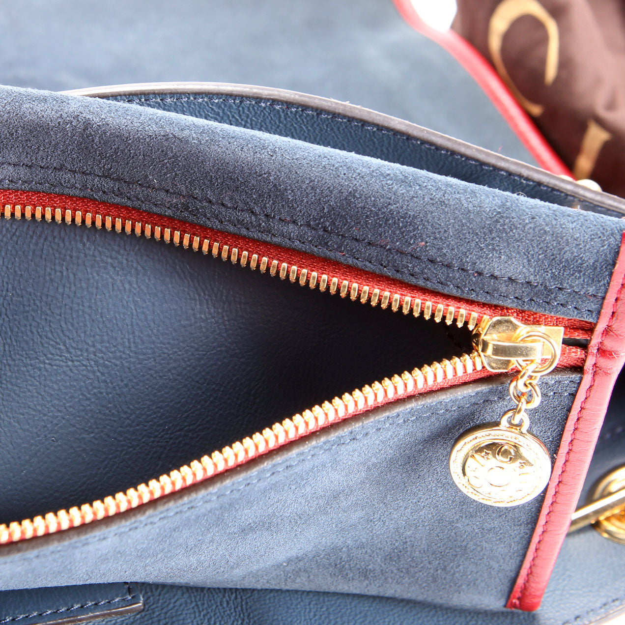Gucci 537219 Rajah Tote Suede Blue/Red