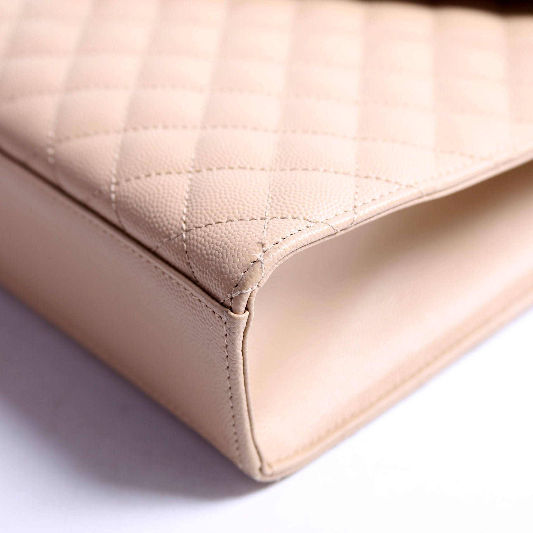 396910 Envelope Chevron Large Tan