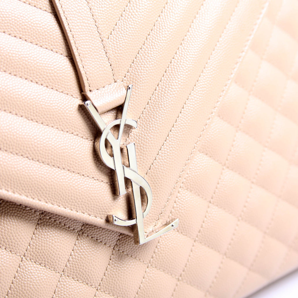 396910 Envelope Chevron Large Tan