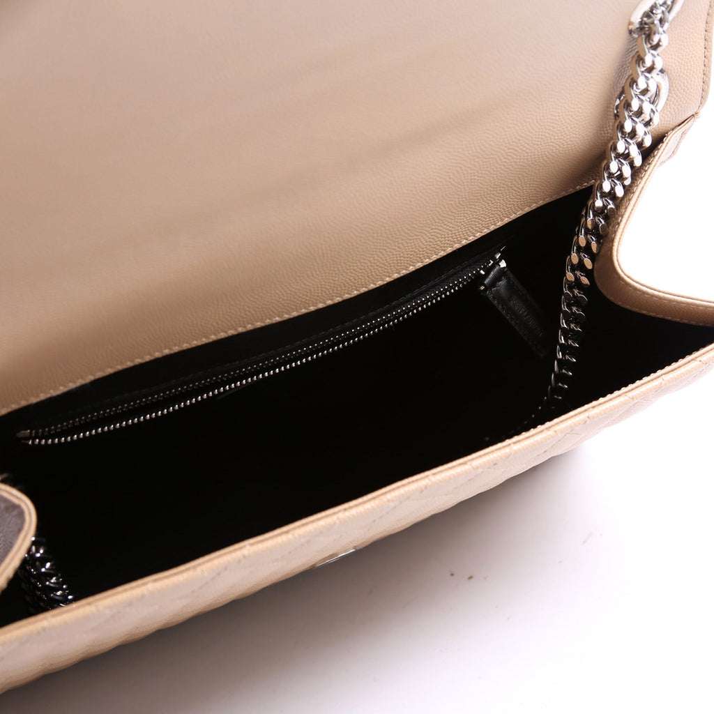 396910 Envelope Chevron Large Tan