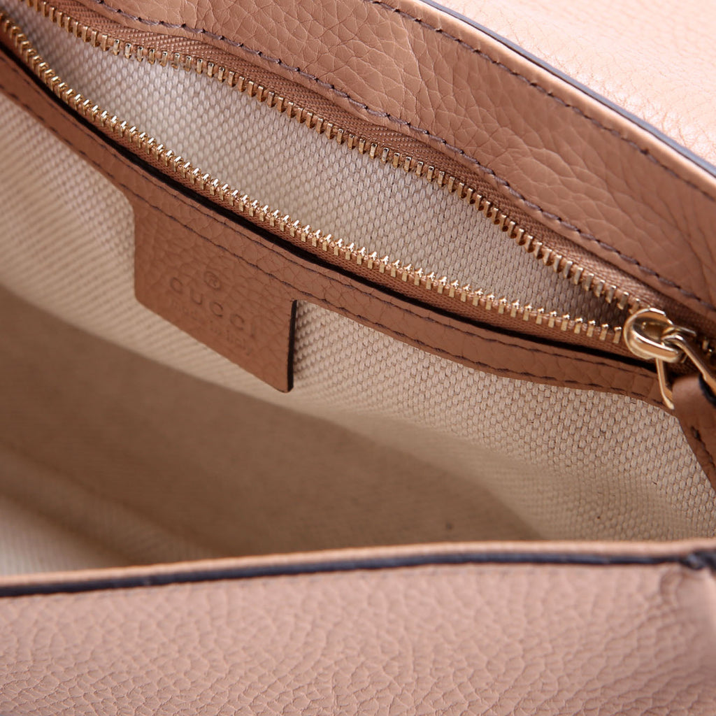 336752 Soho Chain Crossbody Medium Tan