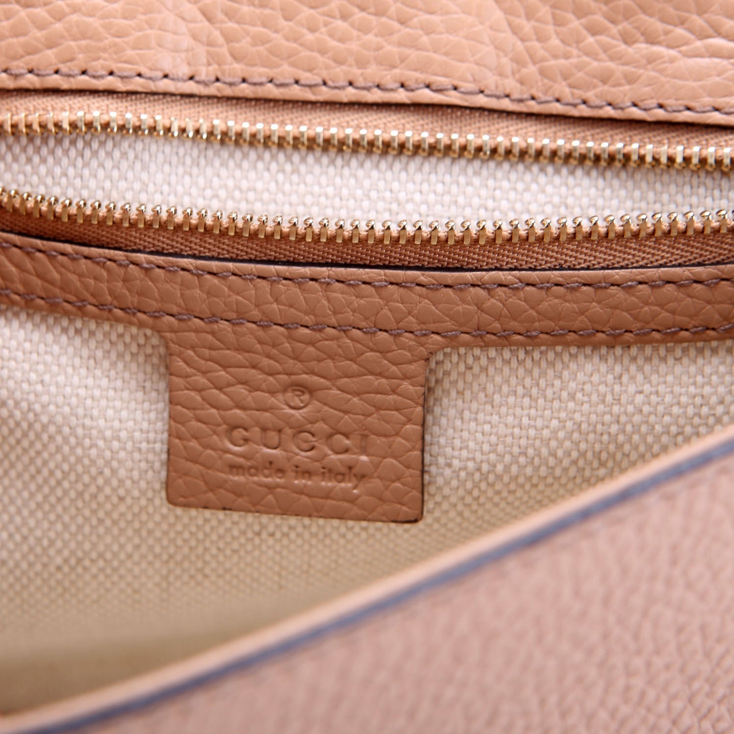 336752 Soho Chain Crossbody Medium Tan