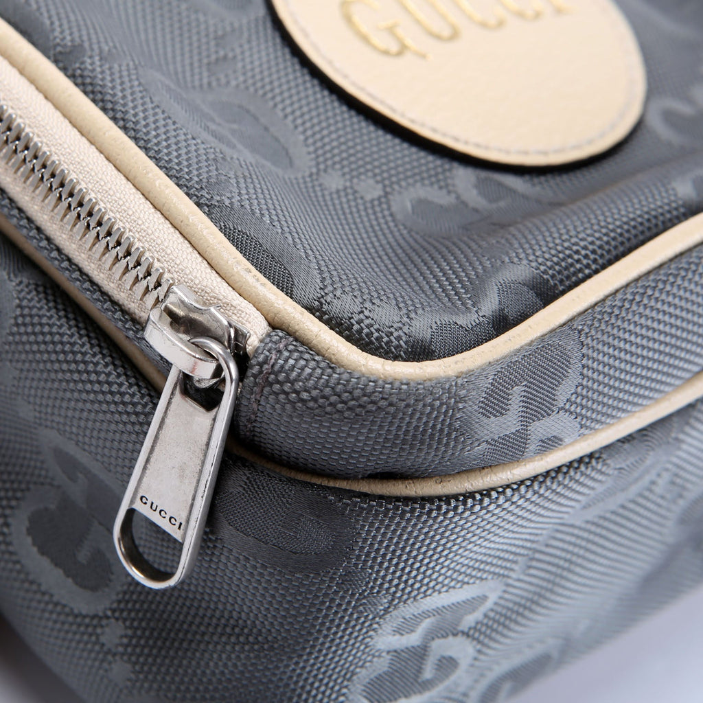 Gucci 625850 GG Nylon Off The Grid Shoulder Bag Grey/Beige