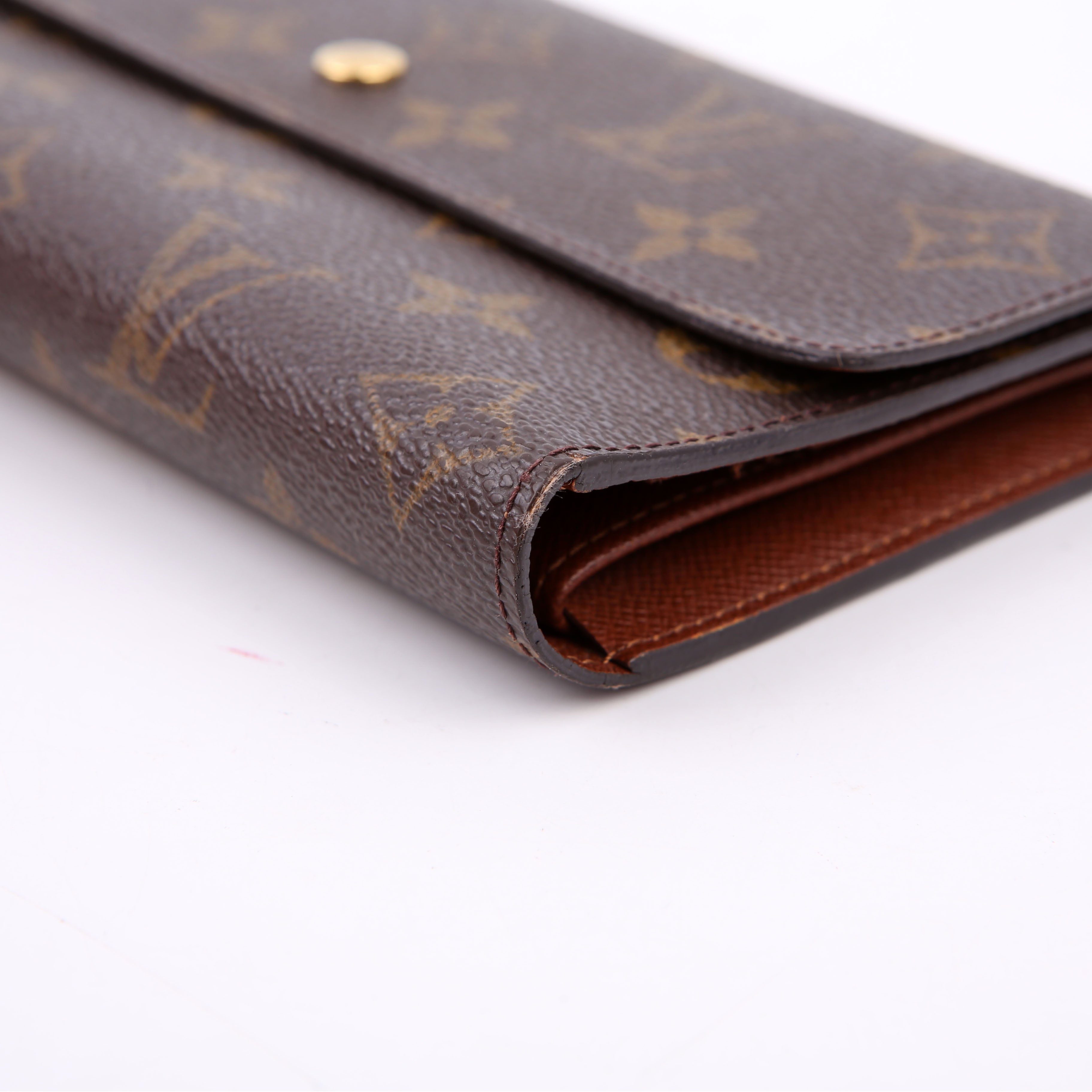 Porte Tresor International Wallet Monogram