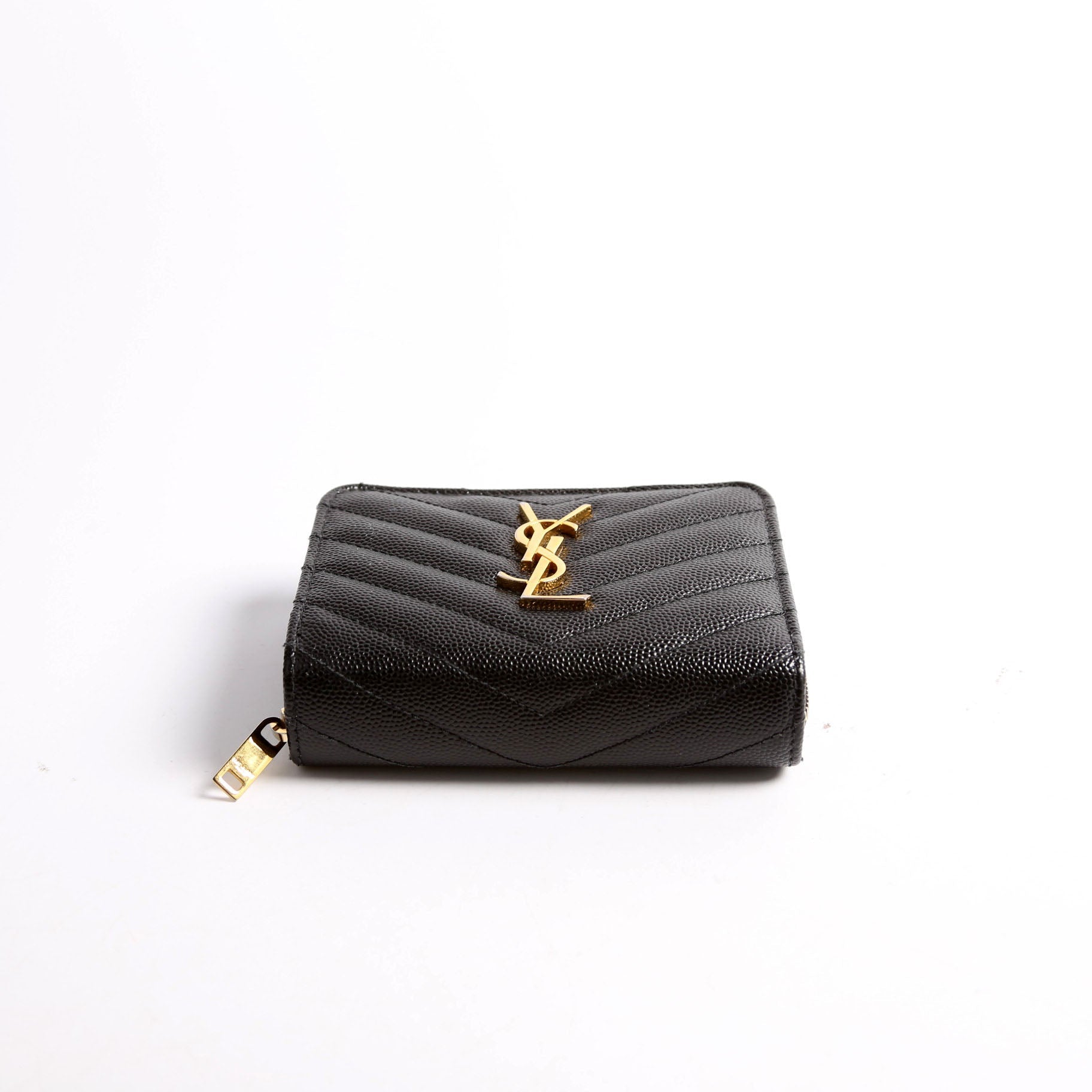 403723 Cassandre Grain De Poudre Compact Zip Around Wallet Black