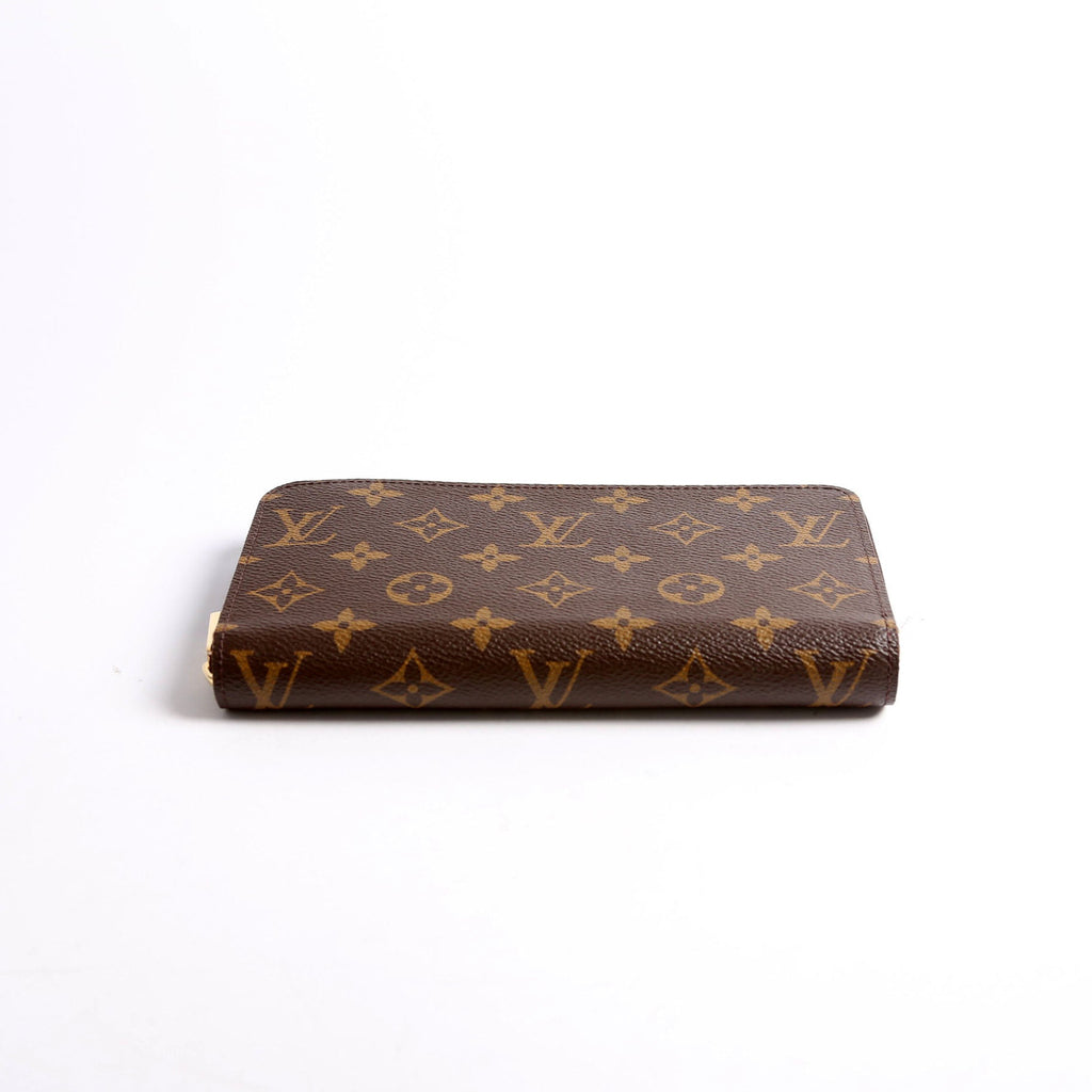 Zippy Wallet Monogram