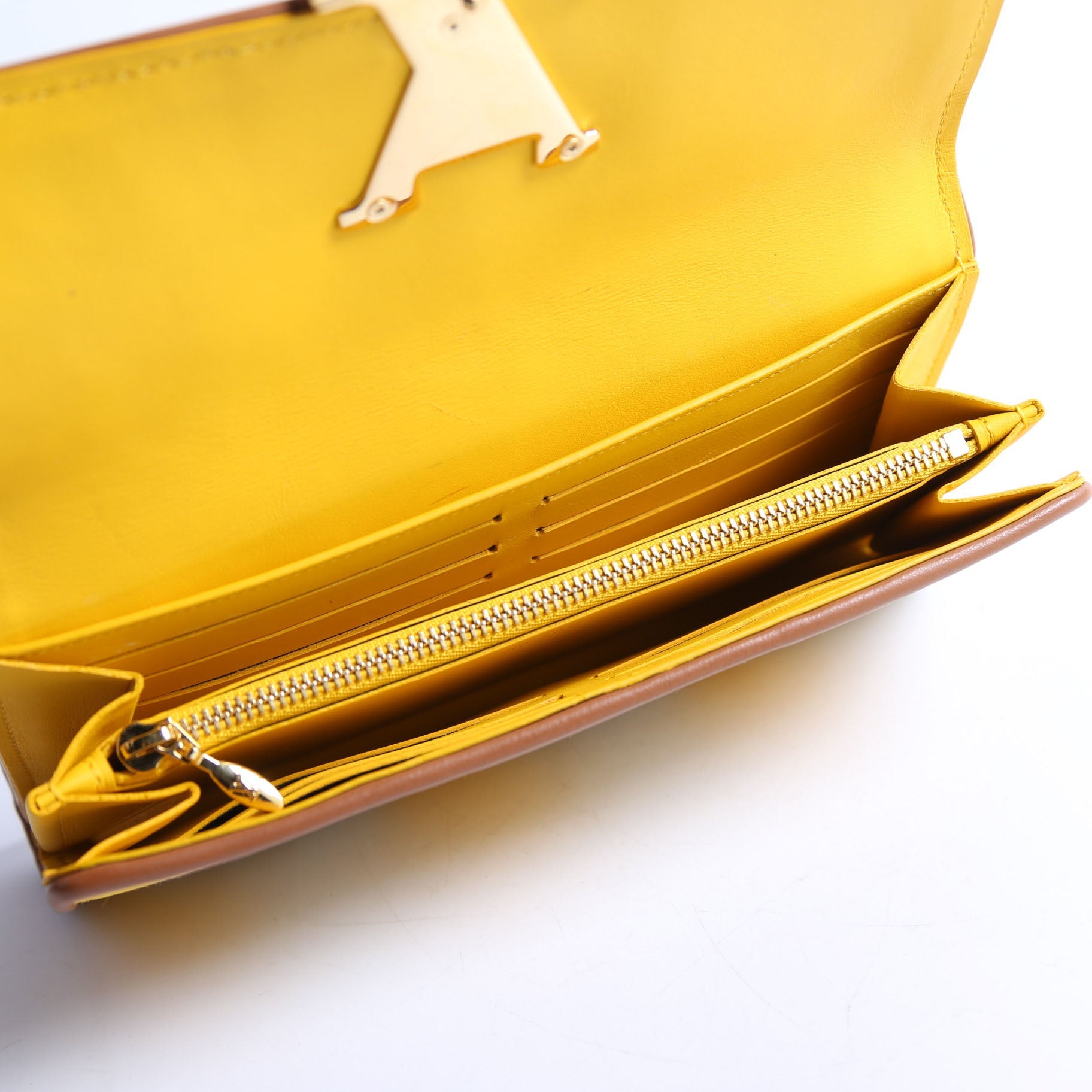 Capucines Wallet Striped Embroidered Yellow