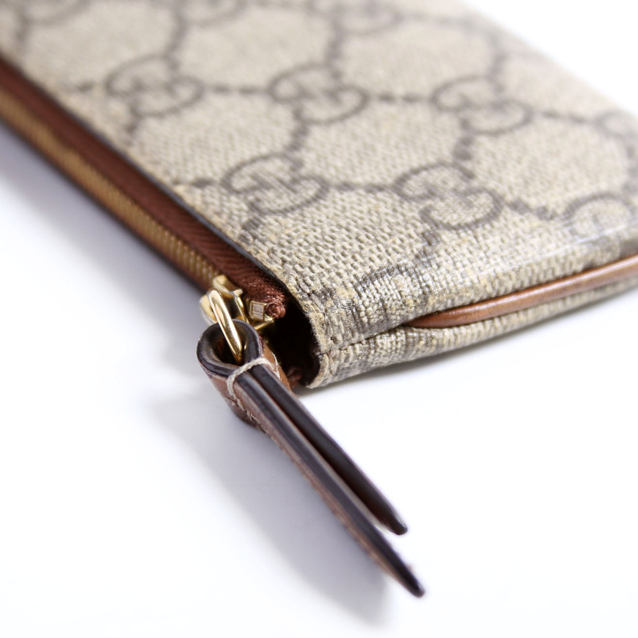447964 GG Supreme Key Case Brown