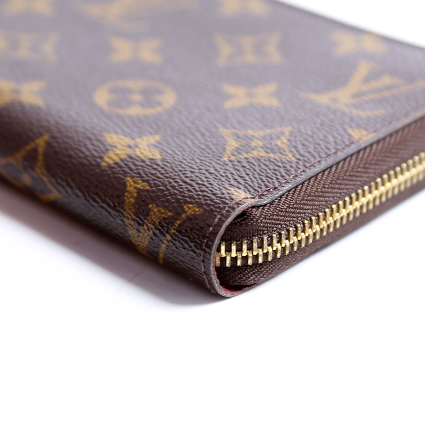 Zippy Wallet Monogram Berry