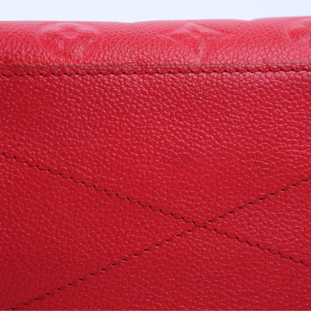 Montaigne BB Empreinte Red