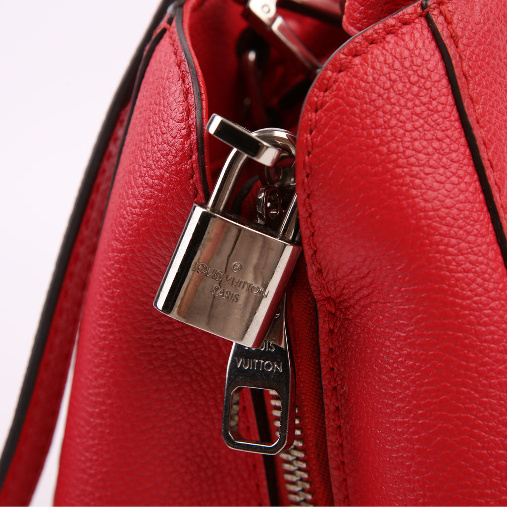 Montaigne BB Empreinte Red