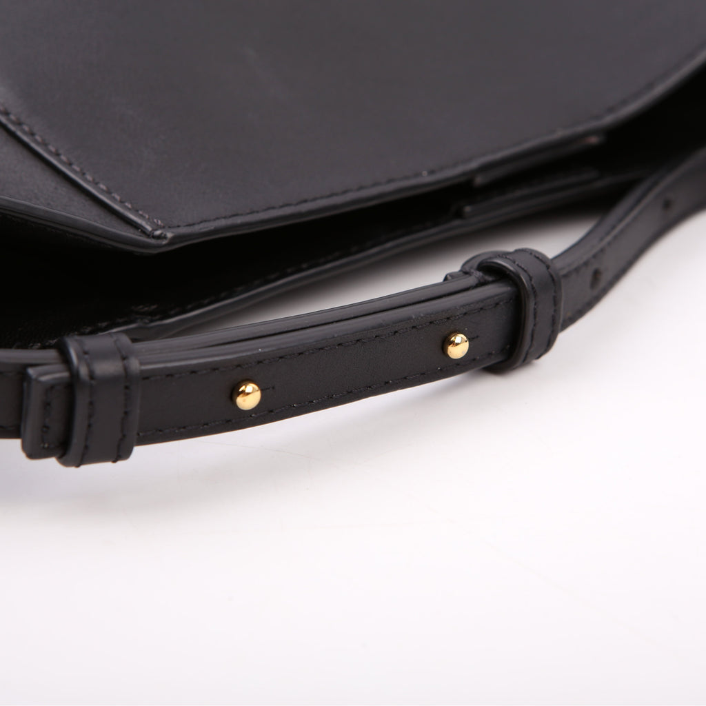 Vlogo Side Bucket Bag Black