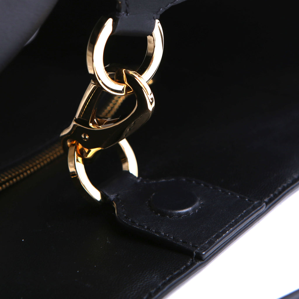 Vlogo Side Bucket Bag Black