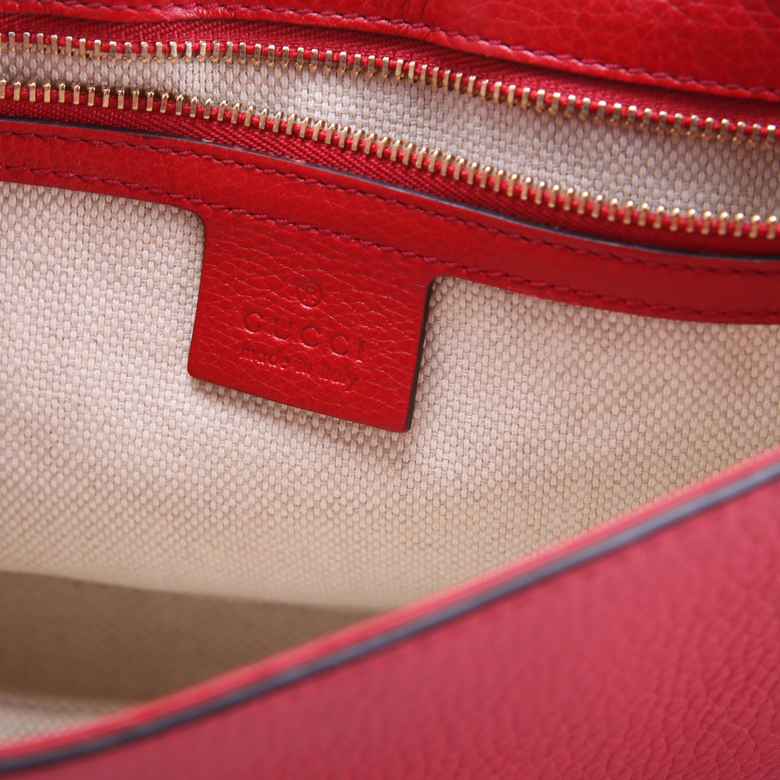 Gucci 336752 Soho Chain Tassel Flap Red